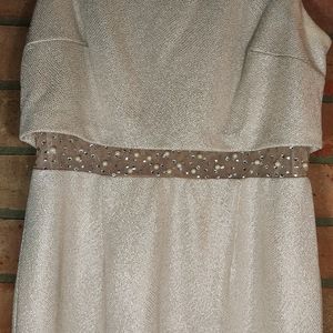 Betsy & Adam Gorgeous Sheath Dress